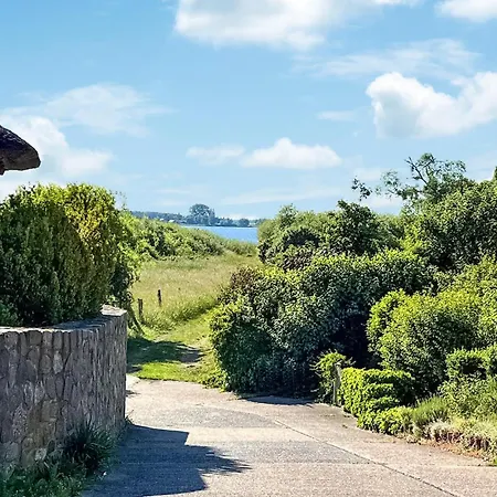 Διαμέρισμα 2 Bedroom Beautiful In