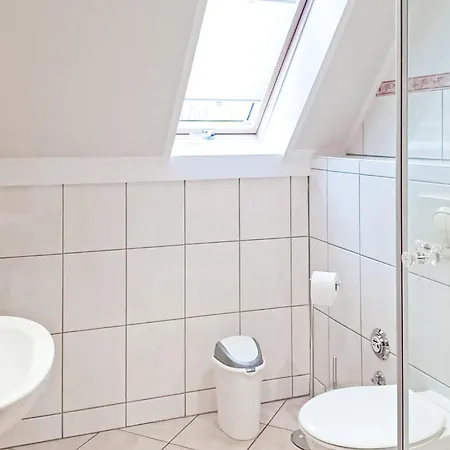 2 Bedroom Beautiful In