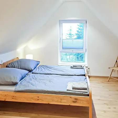 2 Bedroom Beautiful In Διαμέρισμα